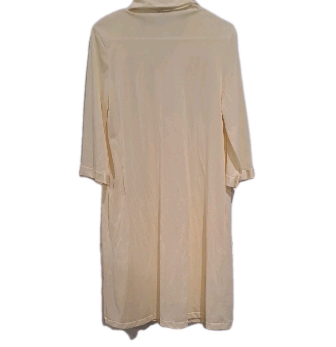 VTG?Vanity Fair Robe Housecoat Robe S Satin Yellow USA Granny Core Housewife