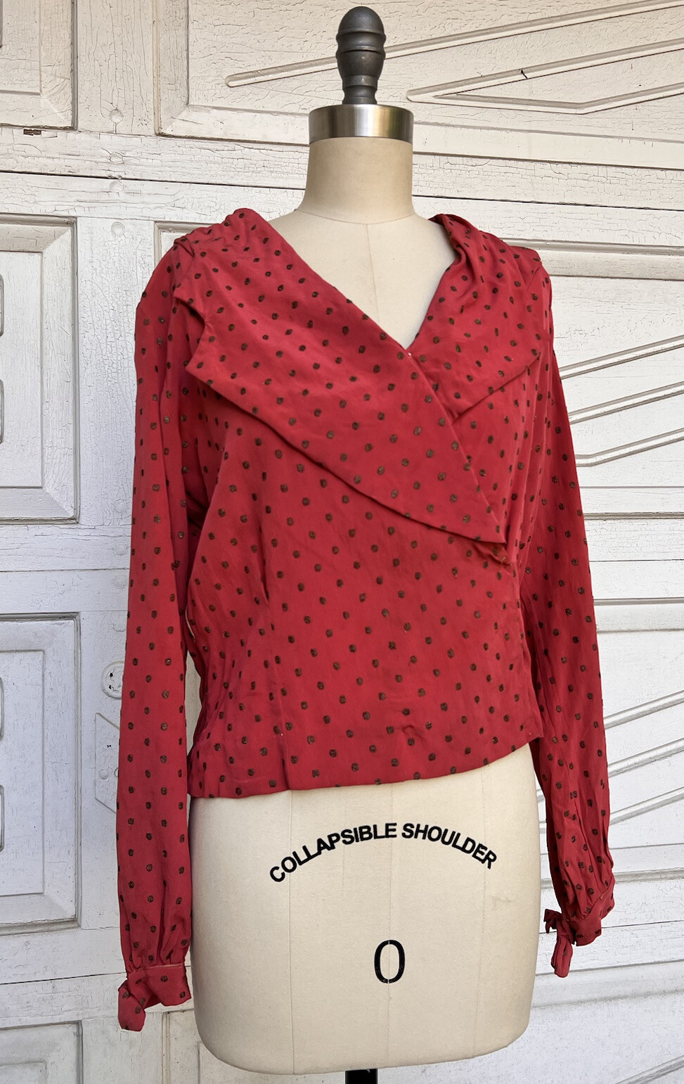 Vintage 1930s 40s Raspberry Silk Blouse Shirt Gold Metallic Dot Embroidery Bows