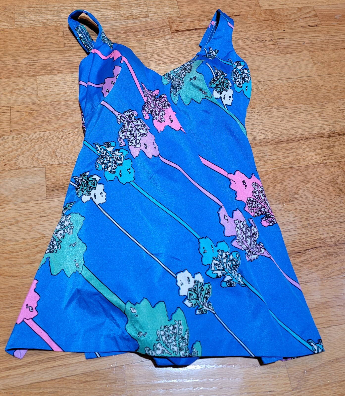 Vintage Perfection Fit By Roxanne Swimsuit Size 12, 34C