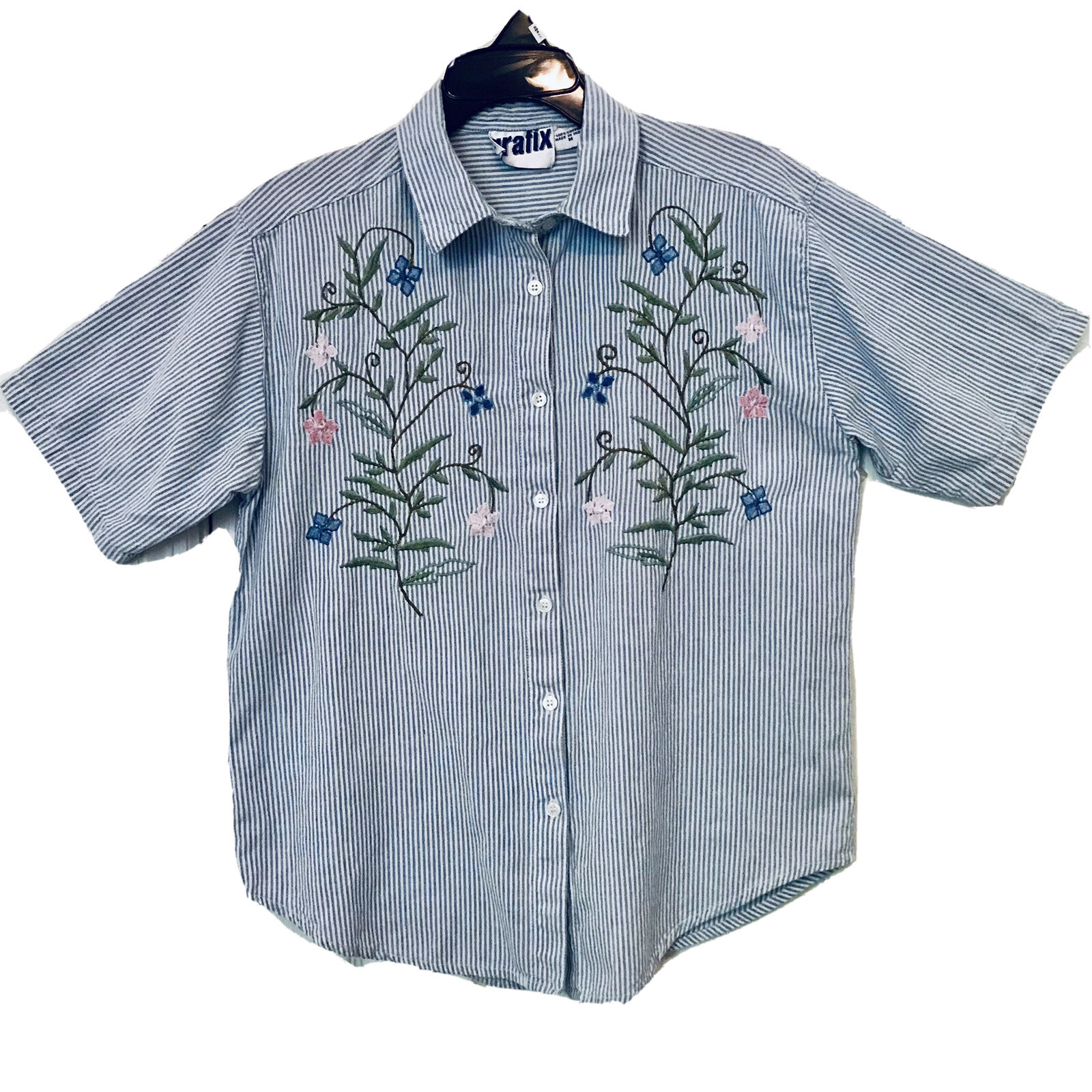 Grafix Vintage 1990’s Womens M Floral Embroidered Striped Button Up Comfy Shirt