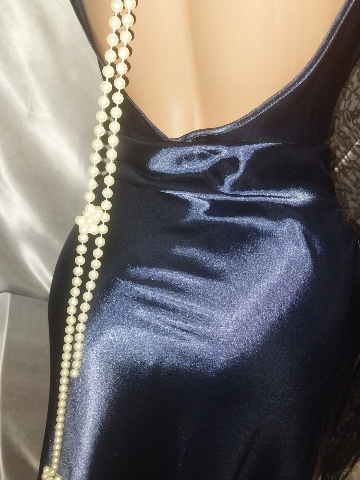 VTG SATIN SHINY LIQUID SLIT COWL DRAPE CASCADE NECK NEGLIGEE NIGHTGOWN NEW S