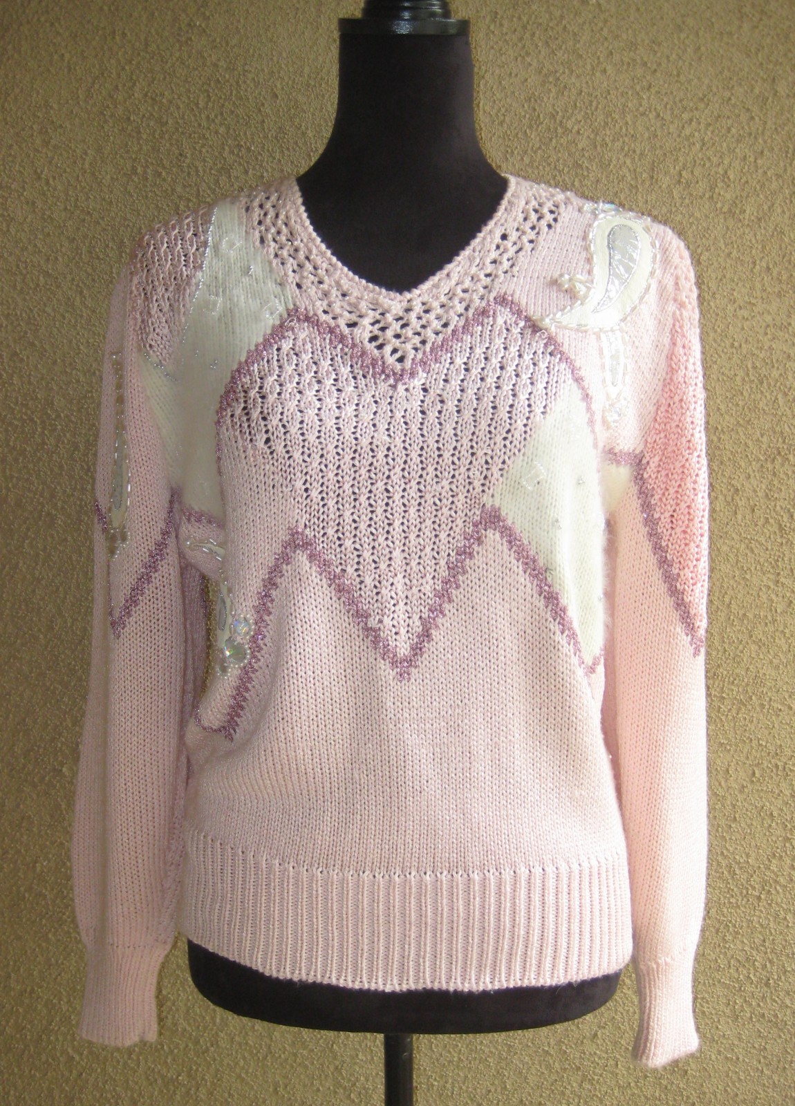 Vintage 80s/90s Christine pink embellished beads applique V neck sweater L