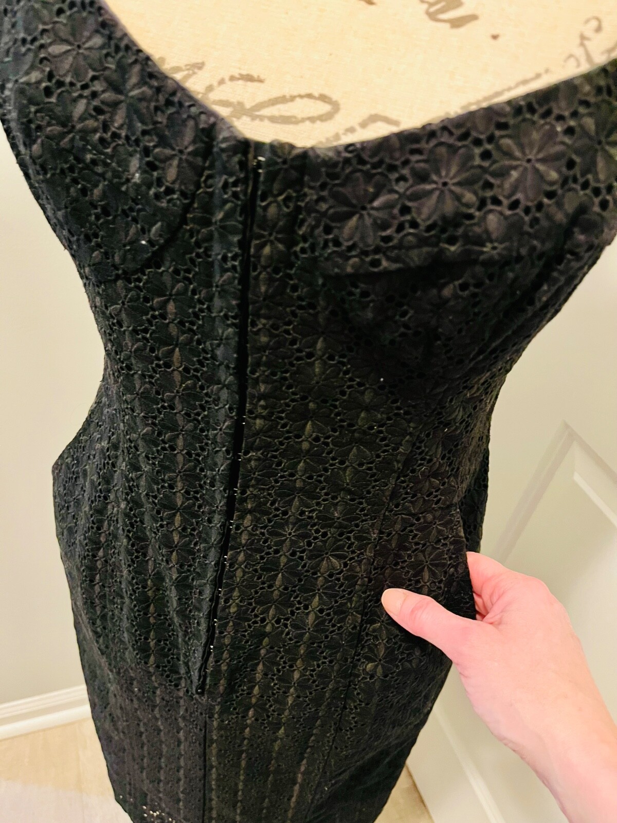 VTG Nanette Lapore Black Eyelet Corset Dress Sleeveless Size 8, STUNNING, EUC