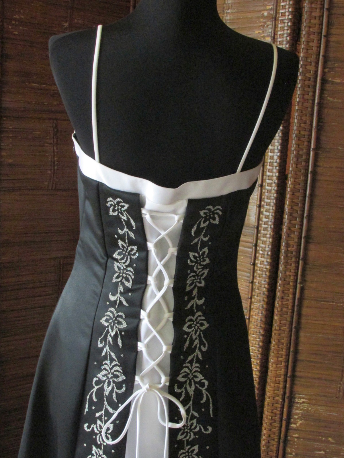 VTG Black Brushed Satin Gown White Lace-Up Back Silvery Gray Caviar Beading SZ 8