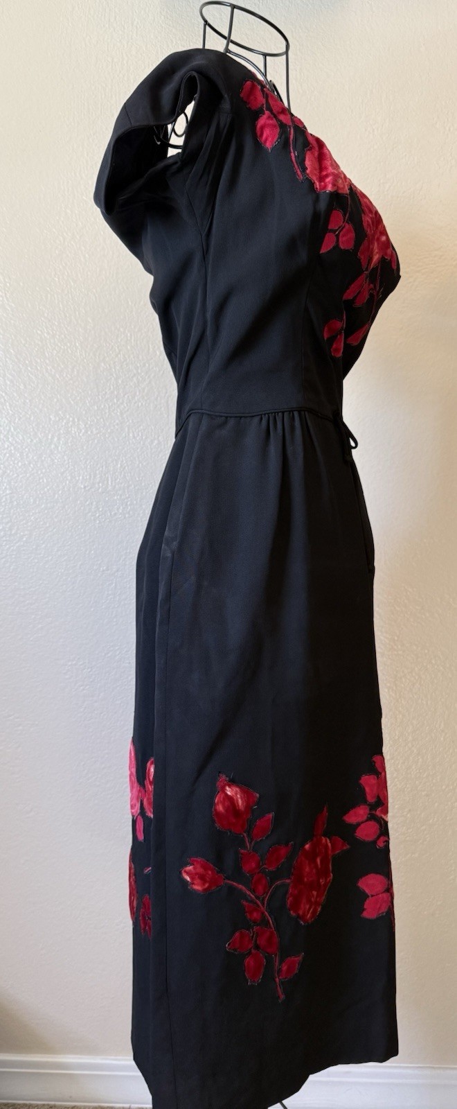 Vintage Robert Goldberg Design Made In NY Dress Black/Red Velvet Roses 🌹