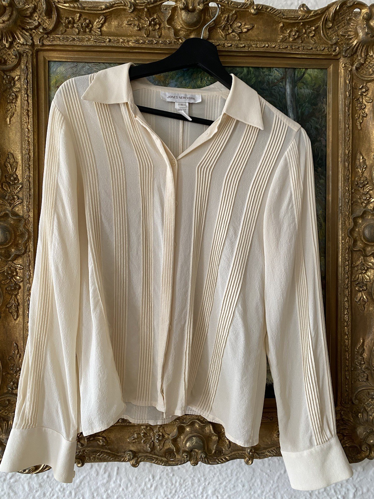 Vintage Jones New York 100% Silk Cream Button Down Size 8