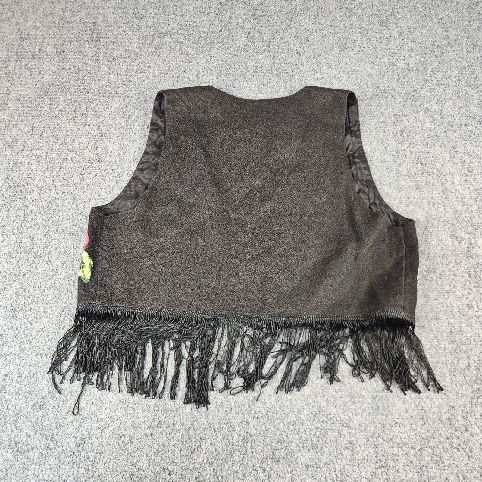 VNTG 90’s JouJou Black Floral Embroidered Fringe Vest Small Boho Western 00-742