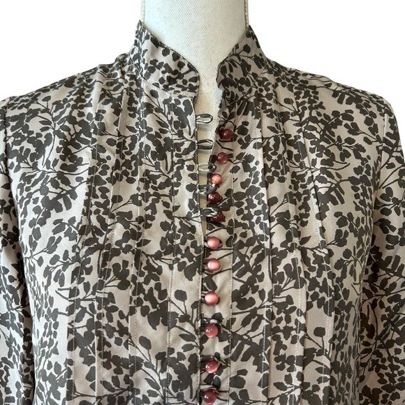 VINTAGE VOTRE NOM 100% Silk Half Button Down Long Sleeve Floral Shirt Women’s 6