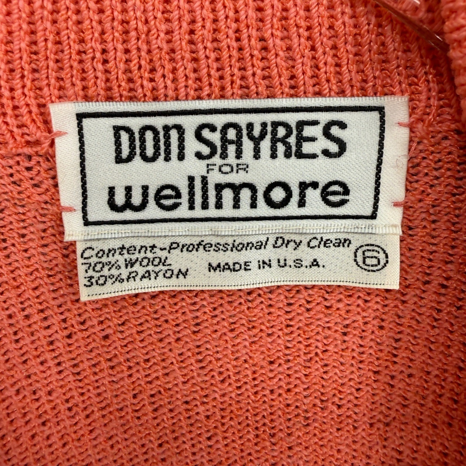 Vintage Don Sayres for Wellmore Skirt Suit Women 6 Salmon Pink Wool Knit Vintage