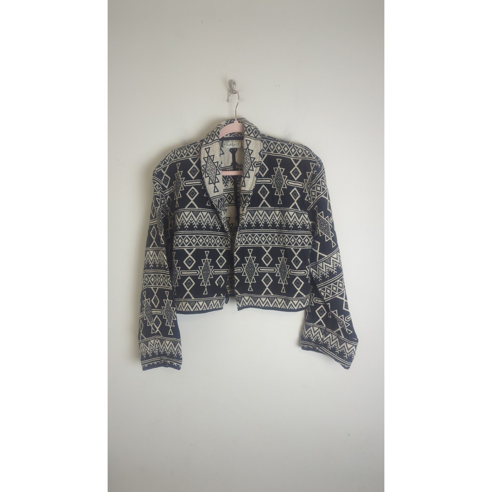 Vintage Aztec Wide Sleeve Cropped Tapestry Woven Jacket Women’s Large