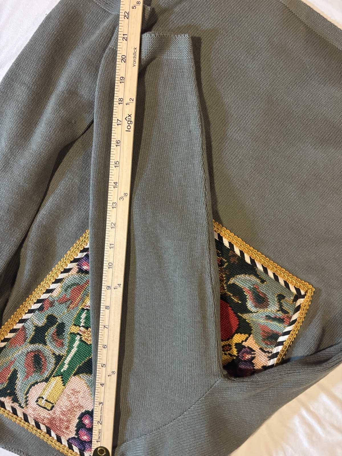 Kolor Way Hand Stitched Artistic Wine-Themed Cardigan Button Up Sweater Small