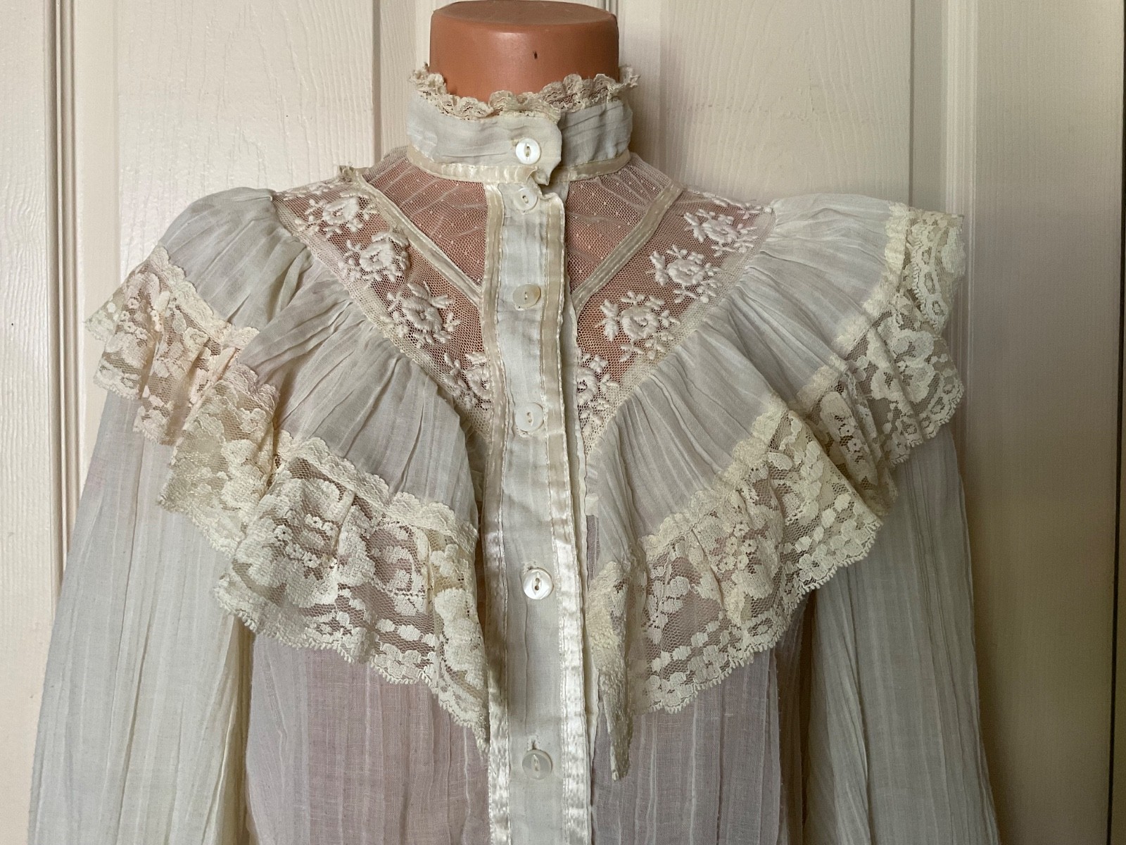 Vtg. 70s Top Jessica’s Gunnies San Francisco Lace Victorian Ruffle Blouse Sz. 5