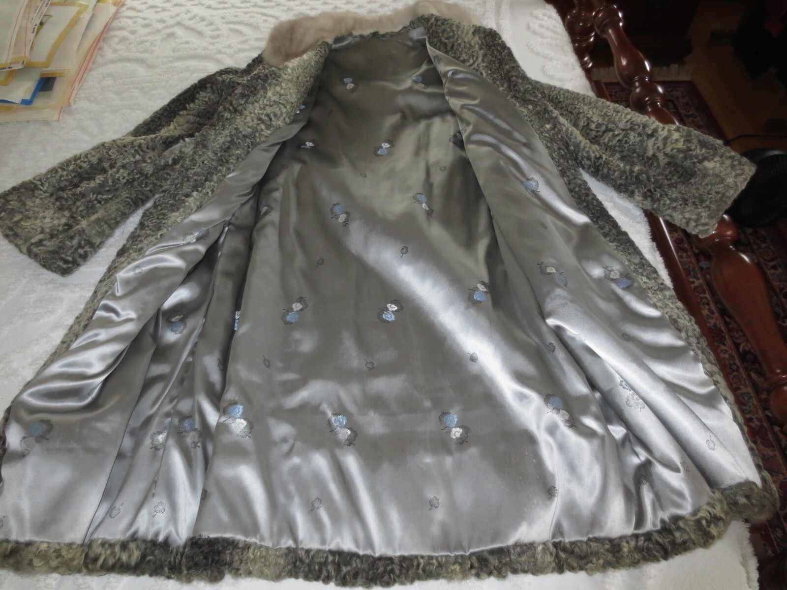 LADIES Norman Littmann CURLY LAMB FUR COAT w/HALF BELT &MINK FUR COLLAR W/Hanger