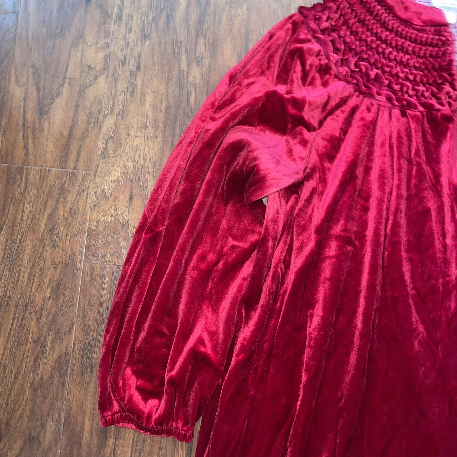 VTG Made In USA L Large Velvet Red Zip Front Robe Housecoat It’s A Charm Women