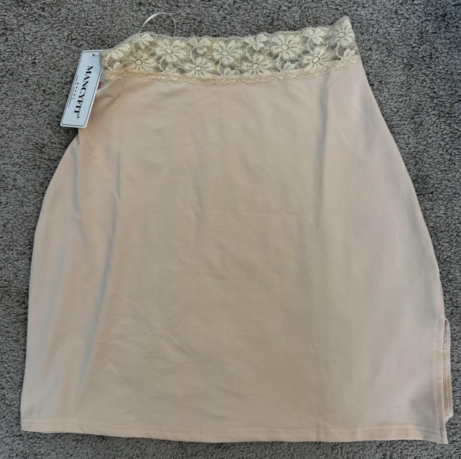 NWT MANCYFIT Slip Underskirt with Slit in Nude Tan Women’s SMALL NEW