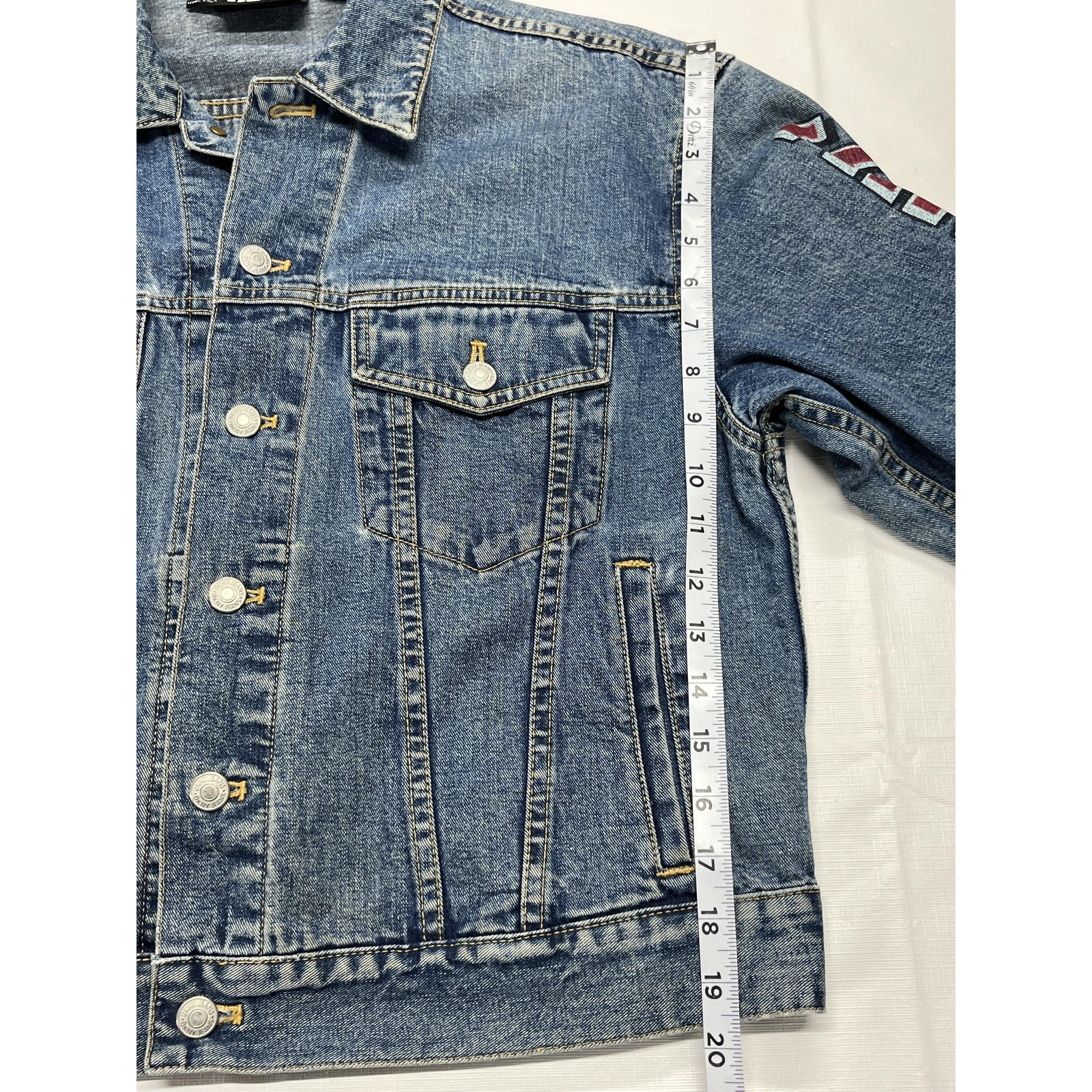 VTG DKNY Spellout Logo Womens’ Blue Jean Petite Button-Up Denim Jacket Size PM