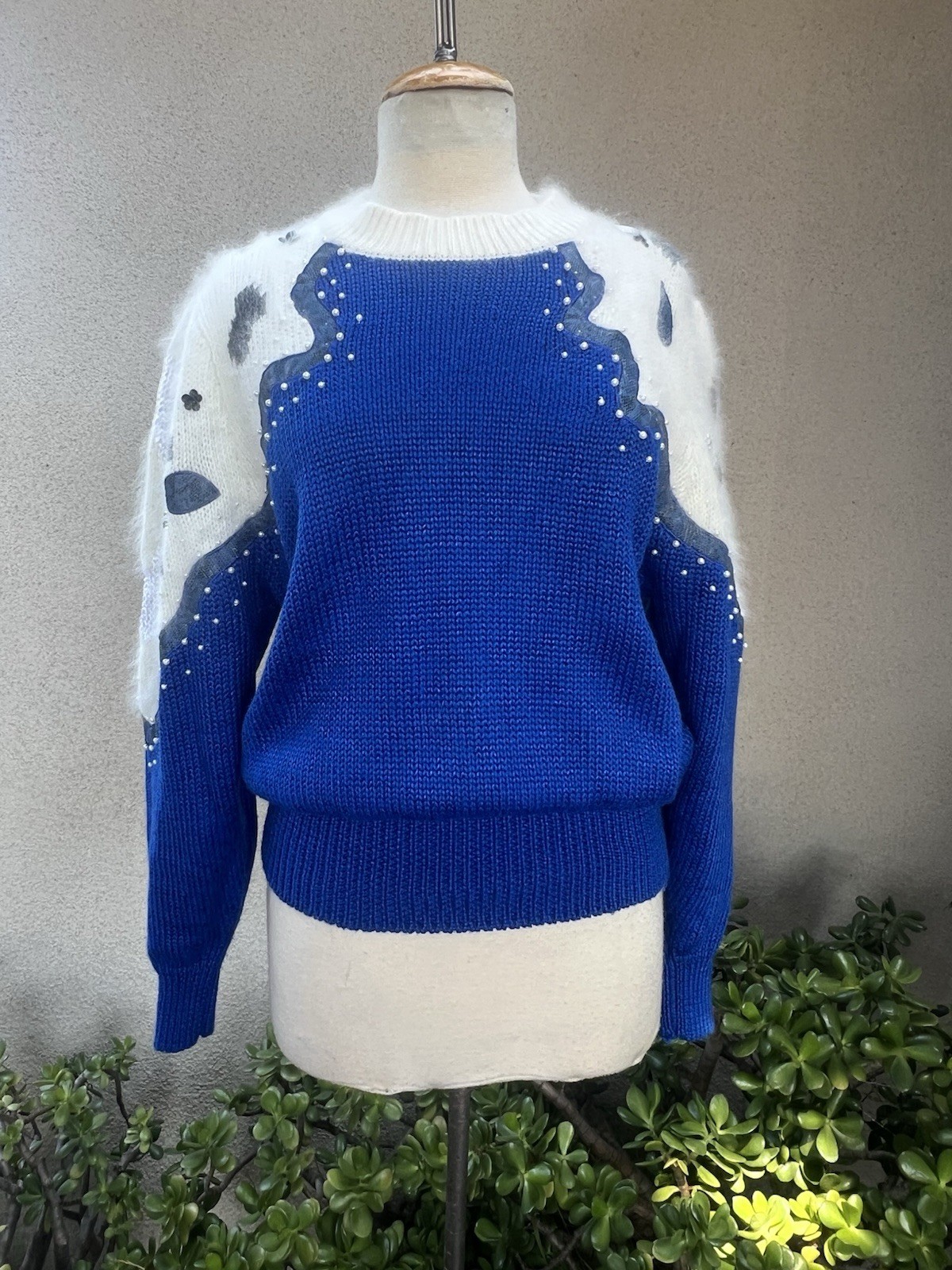 Vtg Glam Sweater Blue White Fuzzy Angora Beads Sz L Shannan