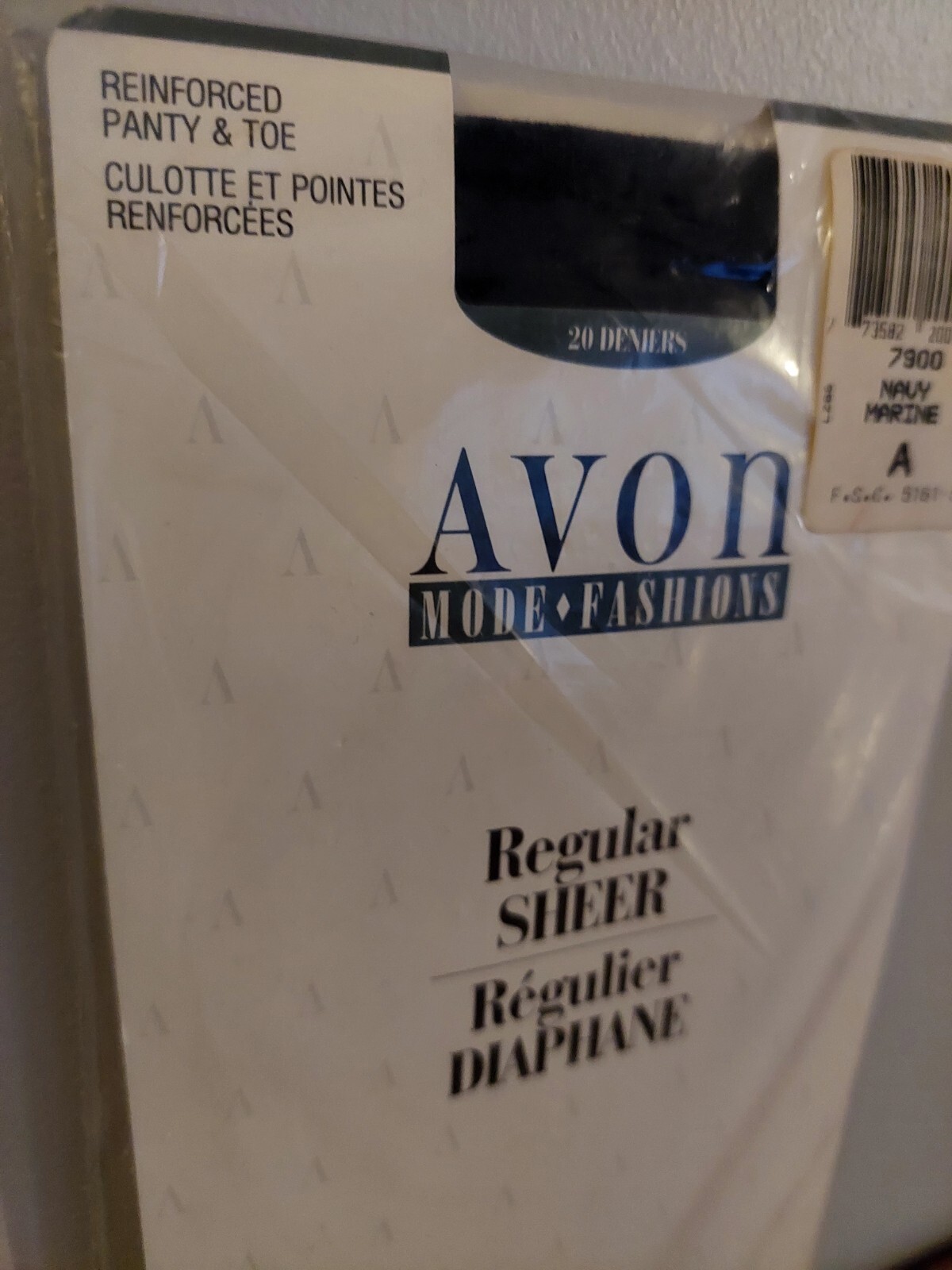 Vintage Pantyhose Avon Fashion Regular Sheer Size A Color Navy BDR2