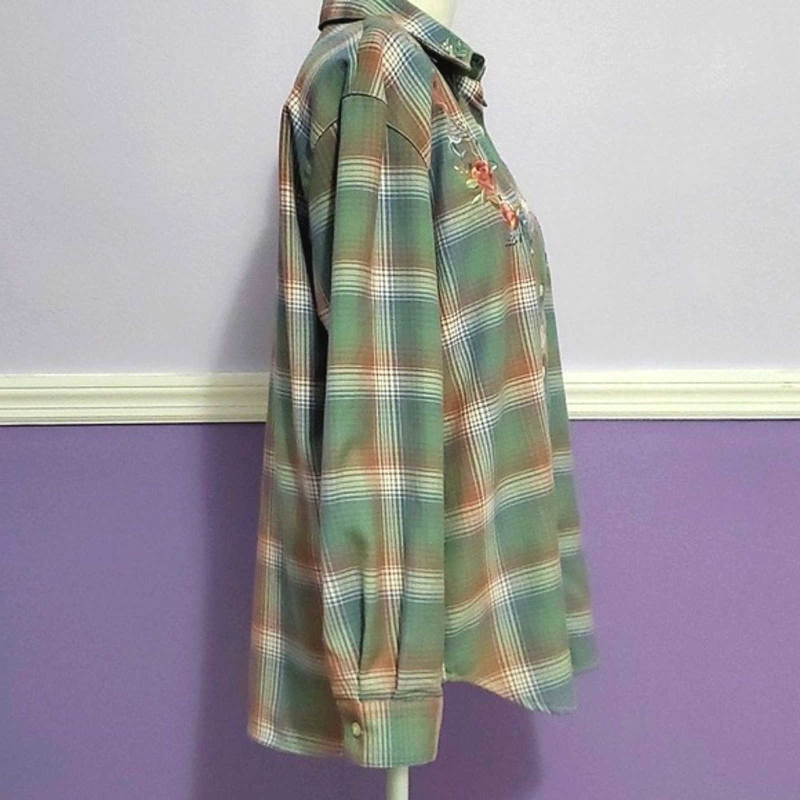 VTG Teddi Sage Green Plaid Embroidered Long Sleeve Button Down Flannel Shirt S