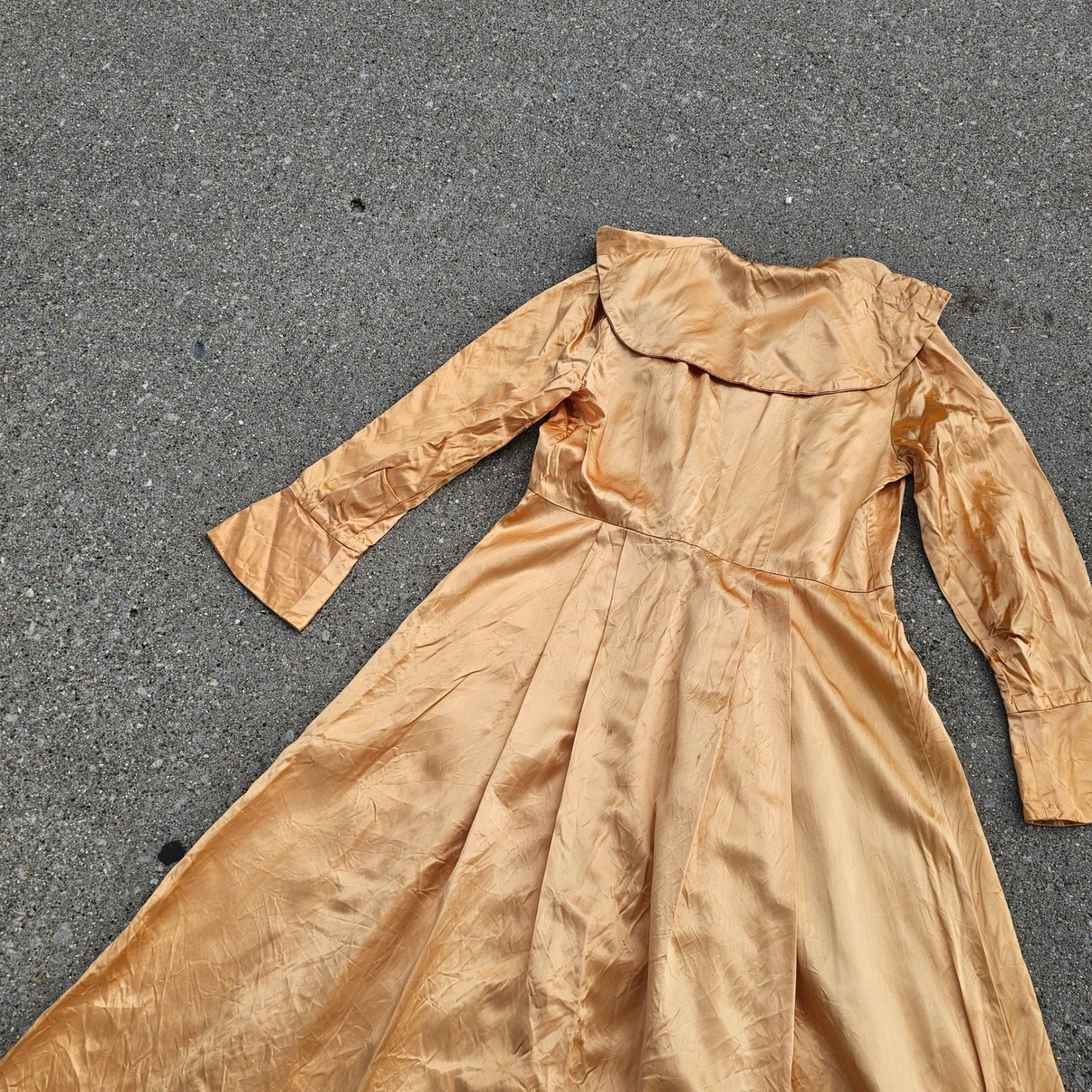 Vintage 40s Satin Gold Apricot Jacket Collar Double Breasted Coat Dressing Gown