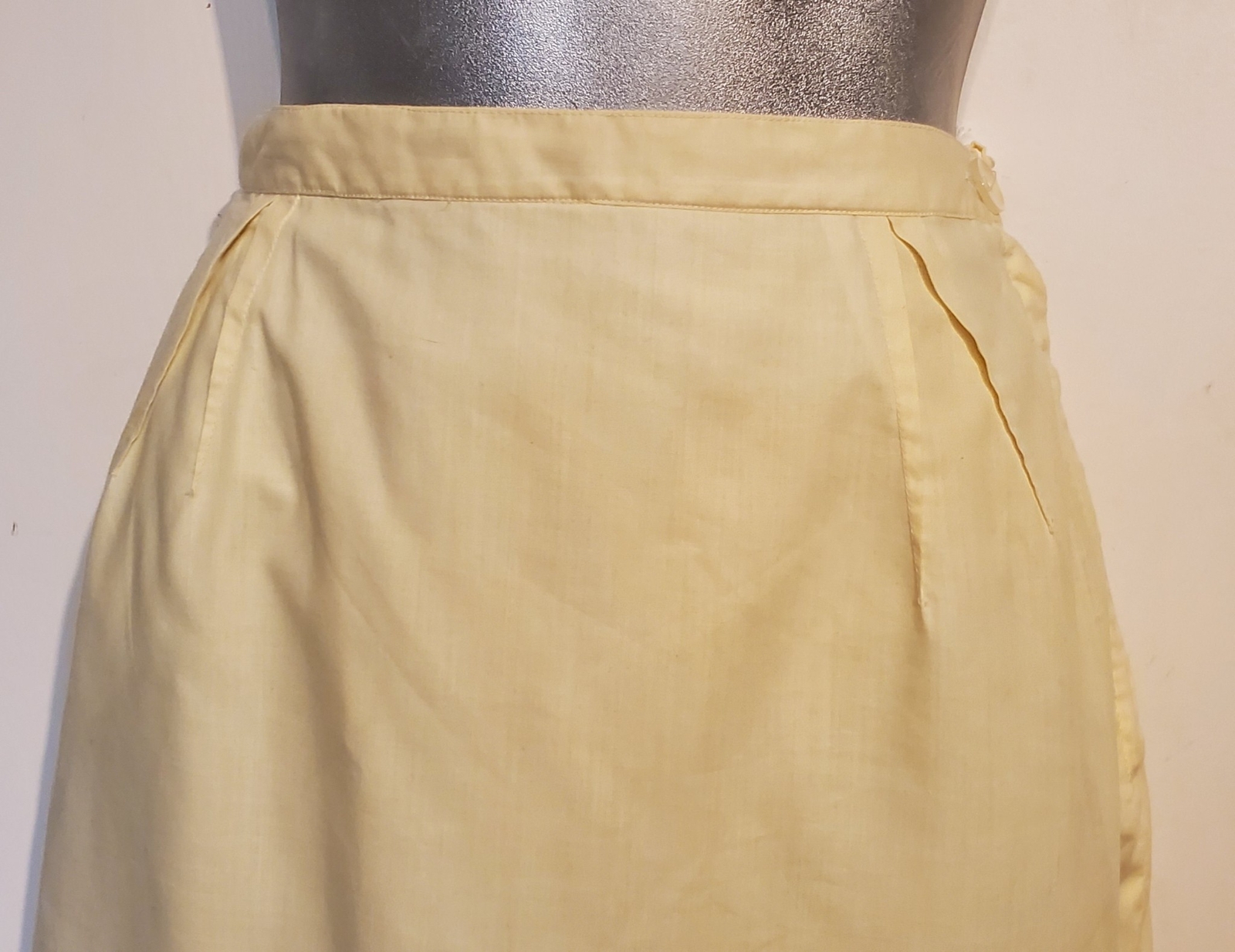 Vintage 50s 60s Light Yellow Dacron Cotton Summer Skirt Lined Majestic W24