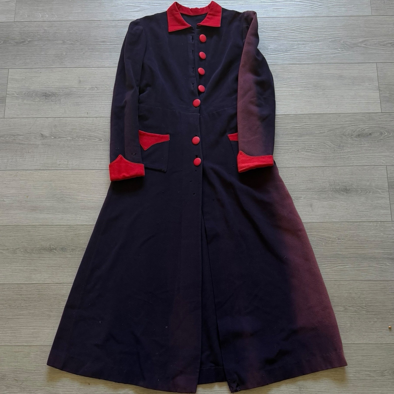 TRUE VINTAGE 1940S WWII ERA WOOL COAT DRESS RED TRIM SWING FULL LENGTH XS