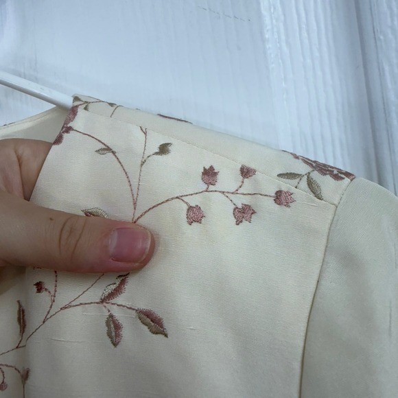 Vintage Adrianna cream 100% silk longline evening duster coat floral embroidered