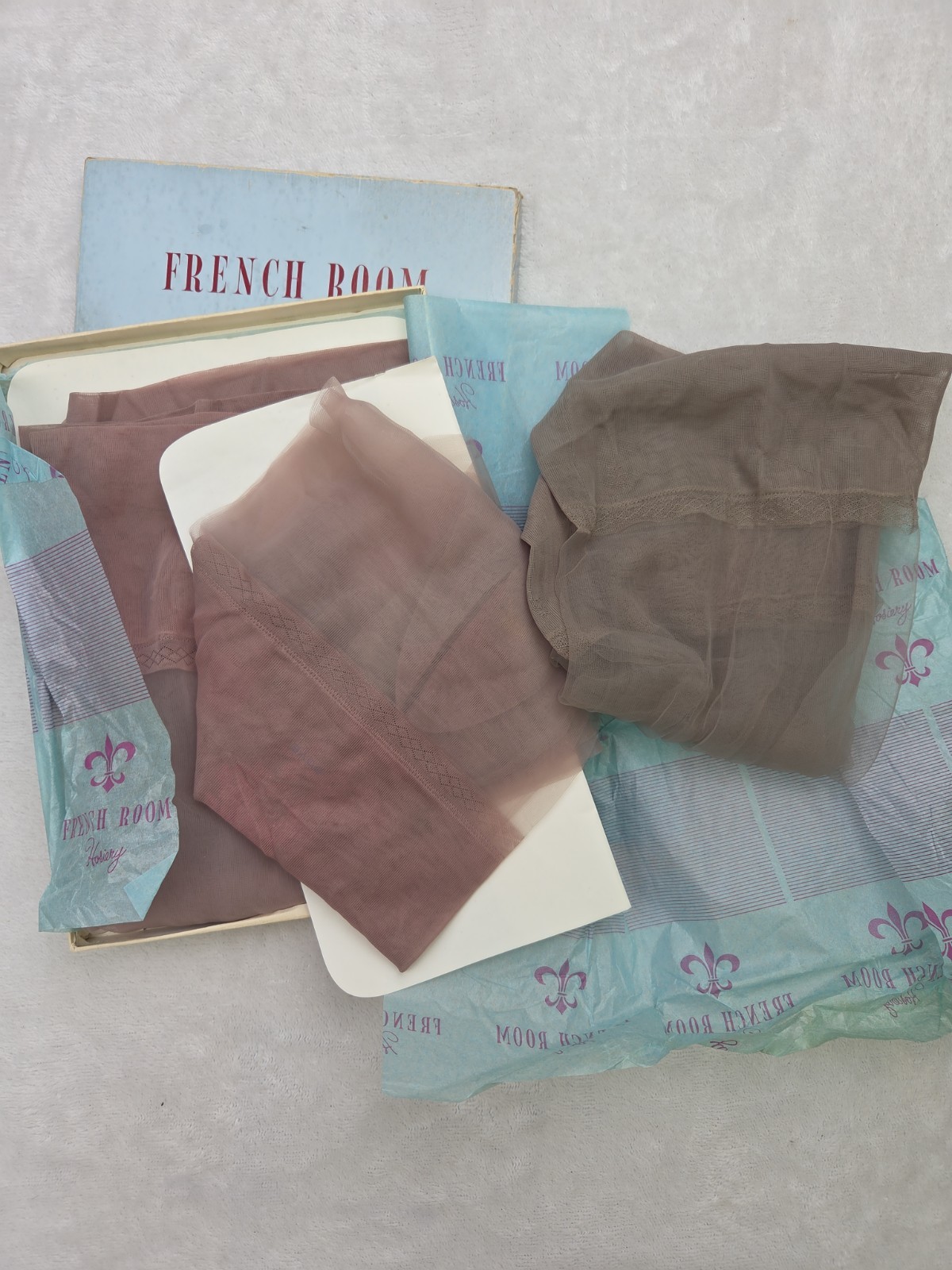 Vtg French Room Super Sheer Sandal Foot DOVE Garter Nylon Stockings Size 9 M