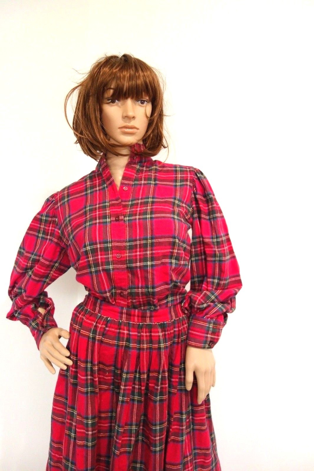 VINTAGE B. ALTMAN AND CO. RED TARTAN PLAID FLANNEL SKIRT ENSEMBLE OUTFIT M