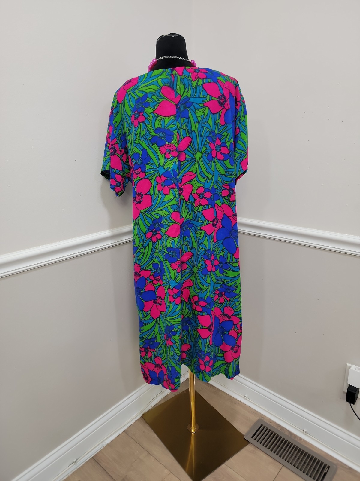 Vintage 60s 70s Psychedelic Mod Floral Dress Neon Pink Blue Green Shift VTG