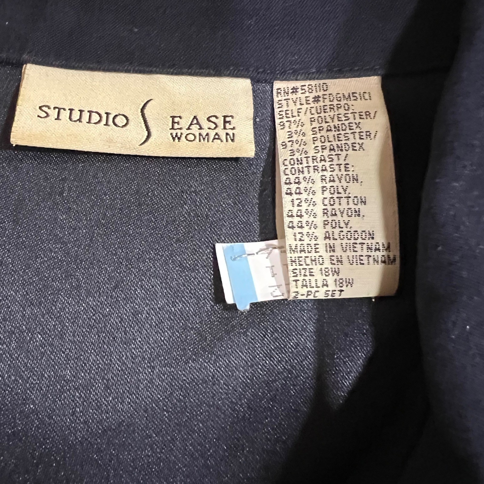Vintage Studio Ease Navy Blue Tapestry Floral Button Up Jacket Shacket Boho 18W