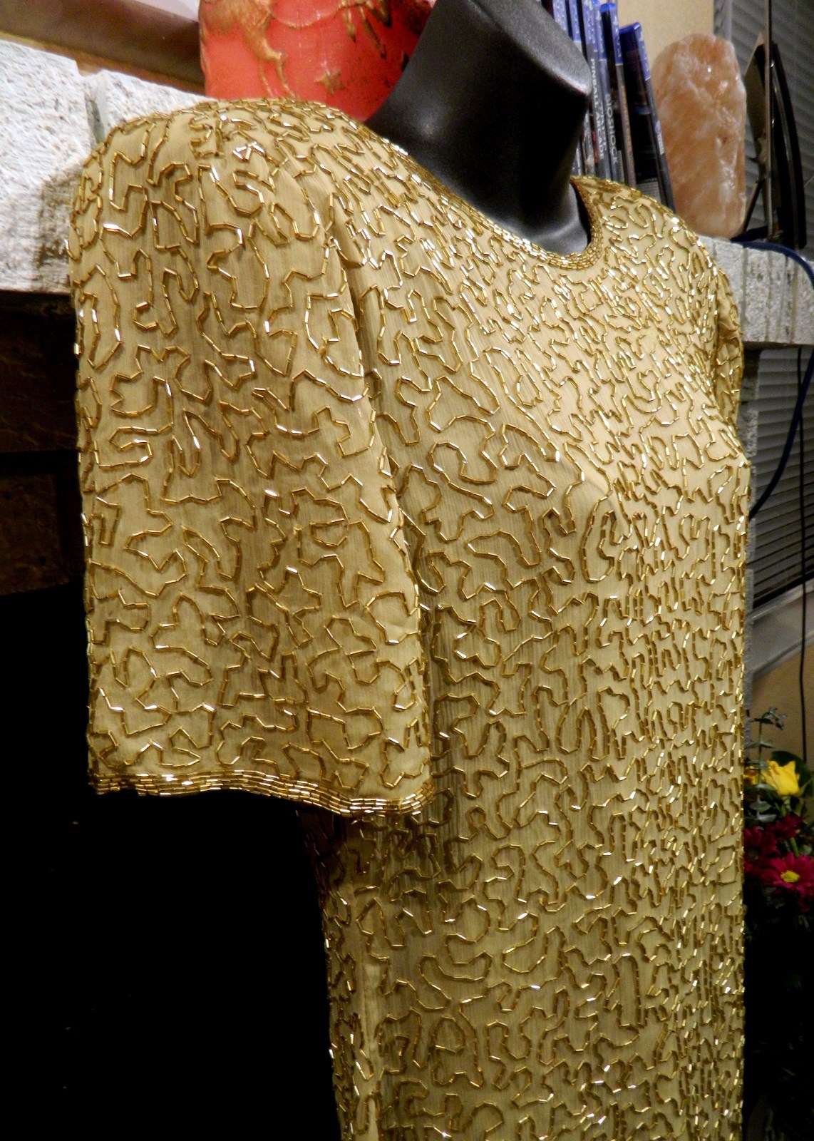 LAURENCE KAZAR VINTAGE DRESS GOLD SILK BEADED SZ Petite Large SHORT SLEEVE
