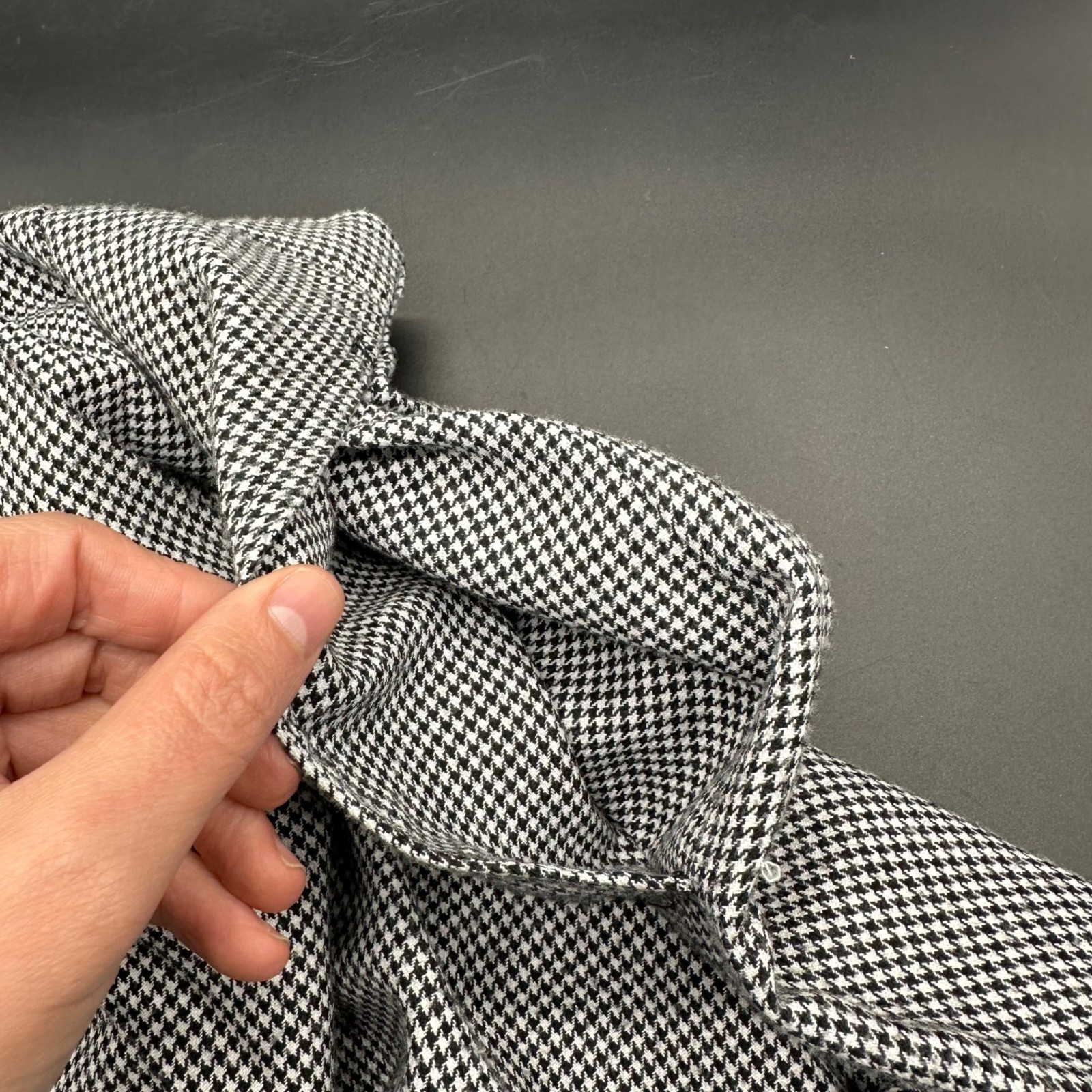 Vintage Houndstooth Skirt Elastic Waist Black White Pockets BonWorth 1990s