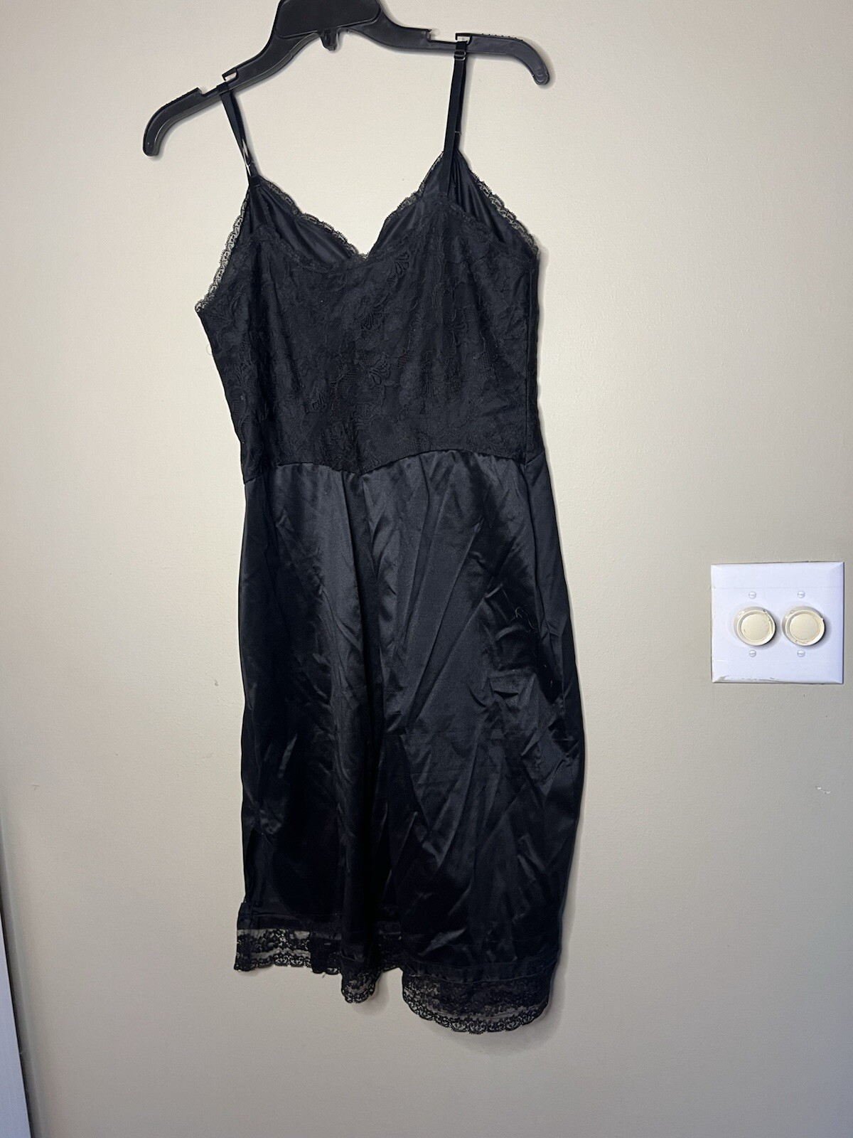 Vintage Vanity Fair Black Lace Satin Slip Nightgown Dress Small Made In USA