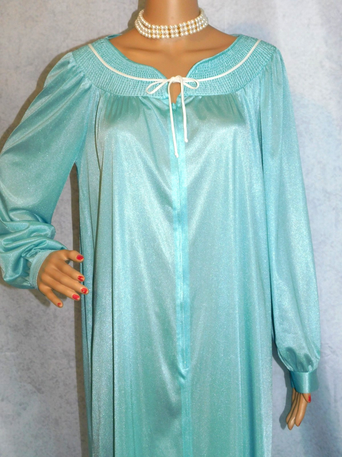 L Vntg lingerie Aqua Front Zip Robe Tall 56″ Smocked Neck Ragland Set Sleeves