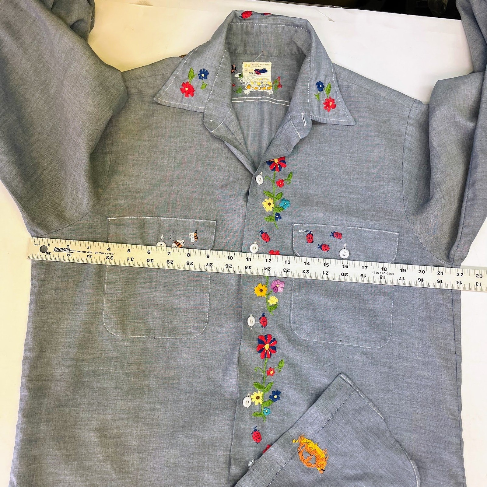 Big Mac Vintage Embroidered Chambray Shirt Floral Garden Ladybug Turtle 70s Sz M