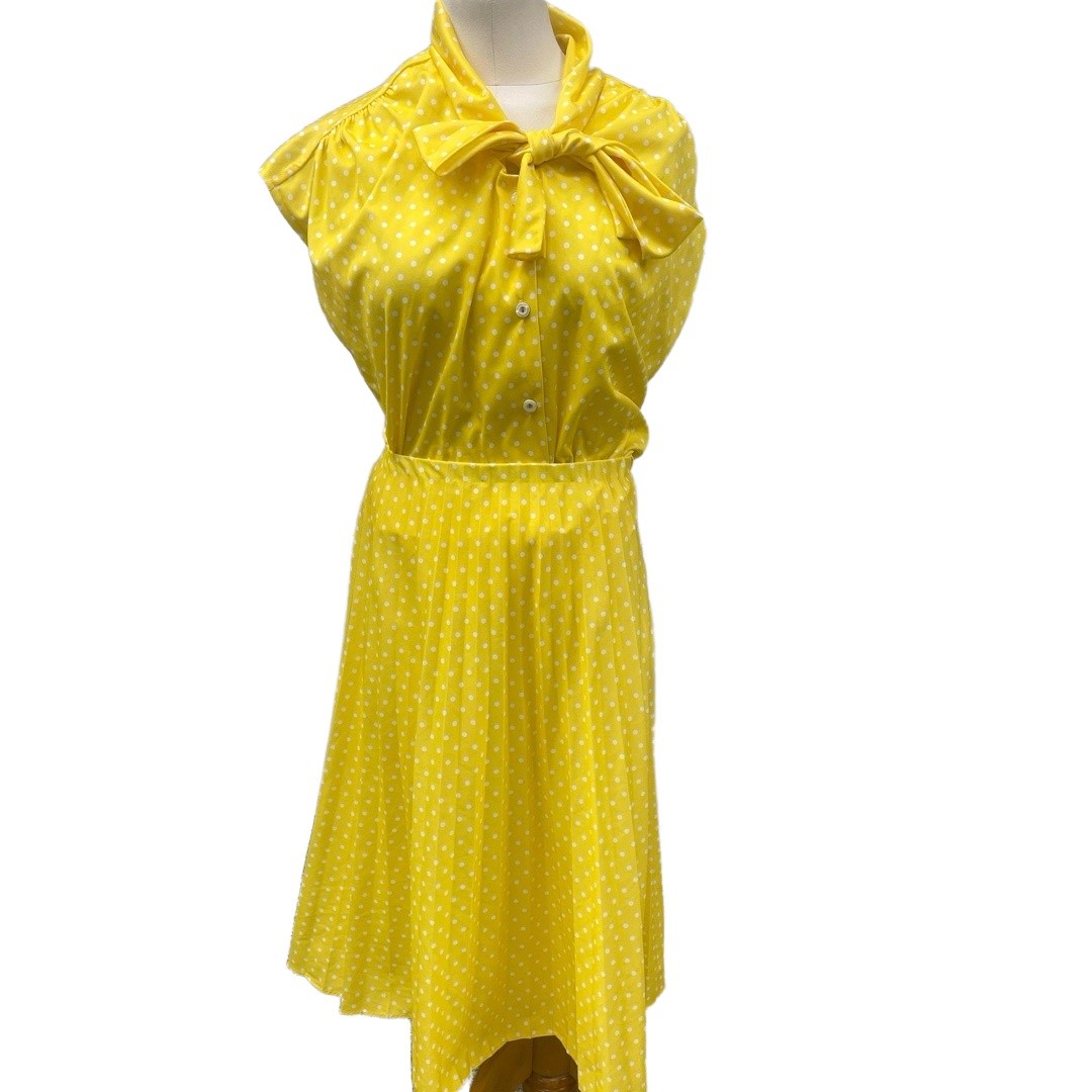 Marty Gutmacher Pleated Skirt Blouse Set 14 Large yellow polka Mod 60’s Vintage