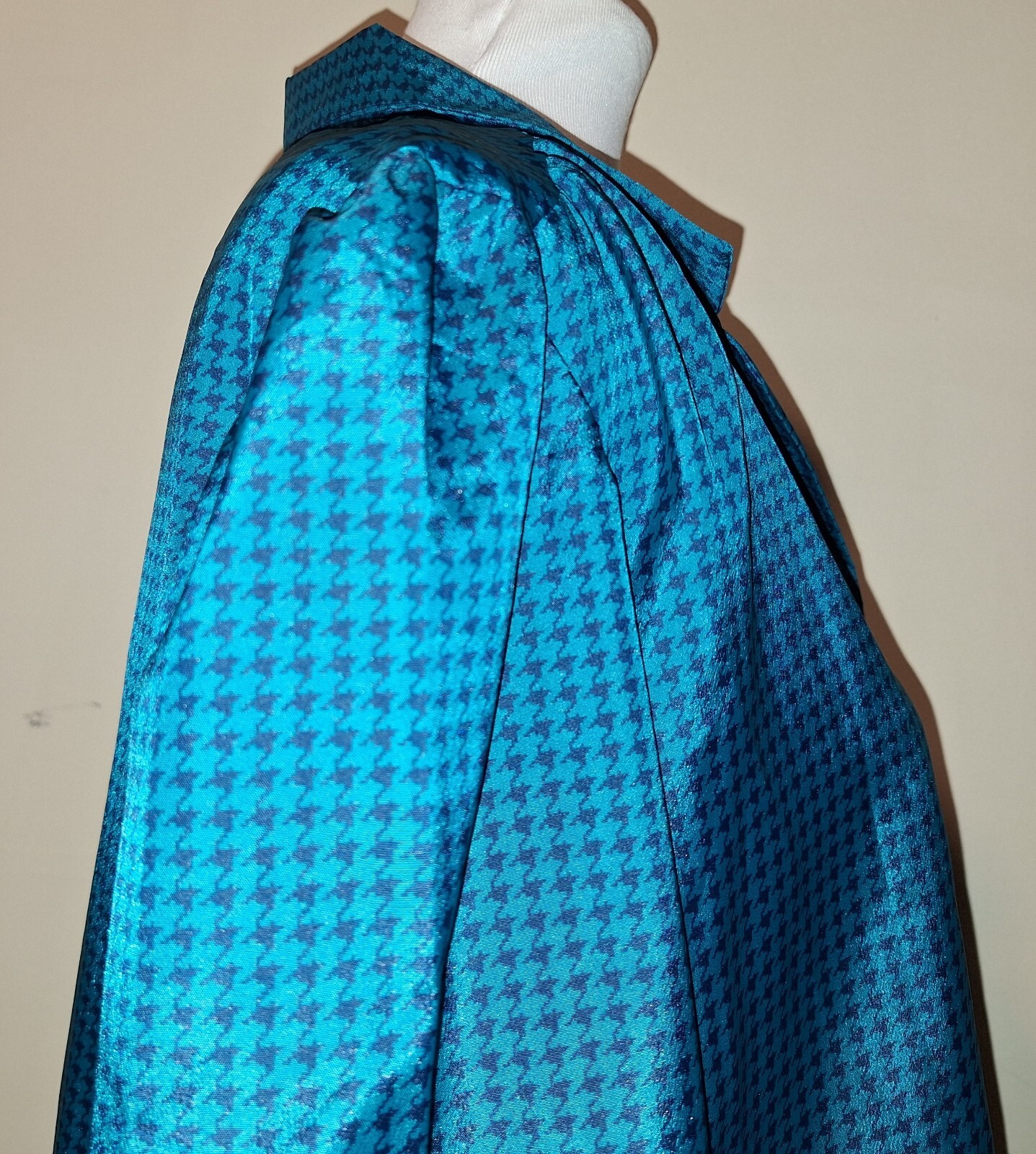 Vintage Dutchmaid Teal/Black Houndstooth 2-Piece Collared V-Neck Sz 40 Skirt Set