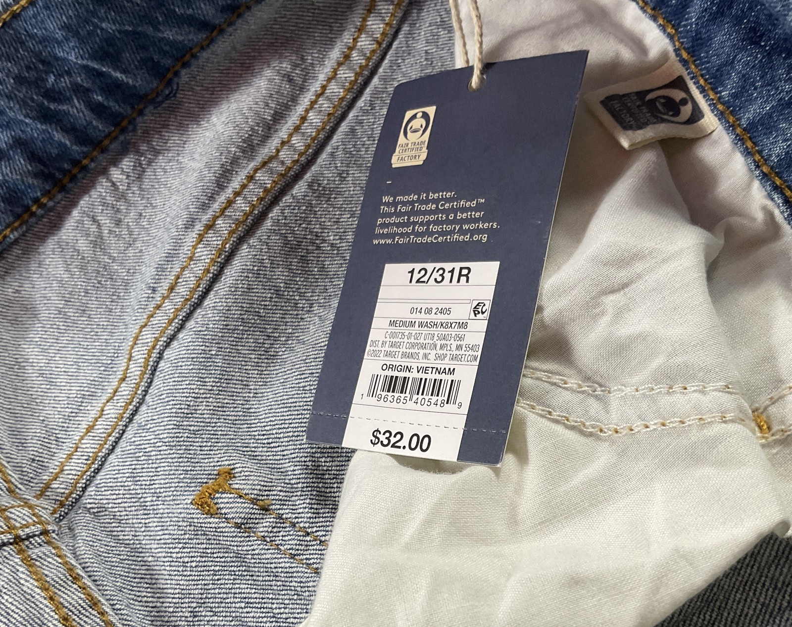 Universal Thread Vintage Straight Jeans Size 12 31R Medium Wash NWT