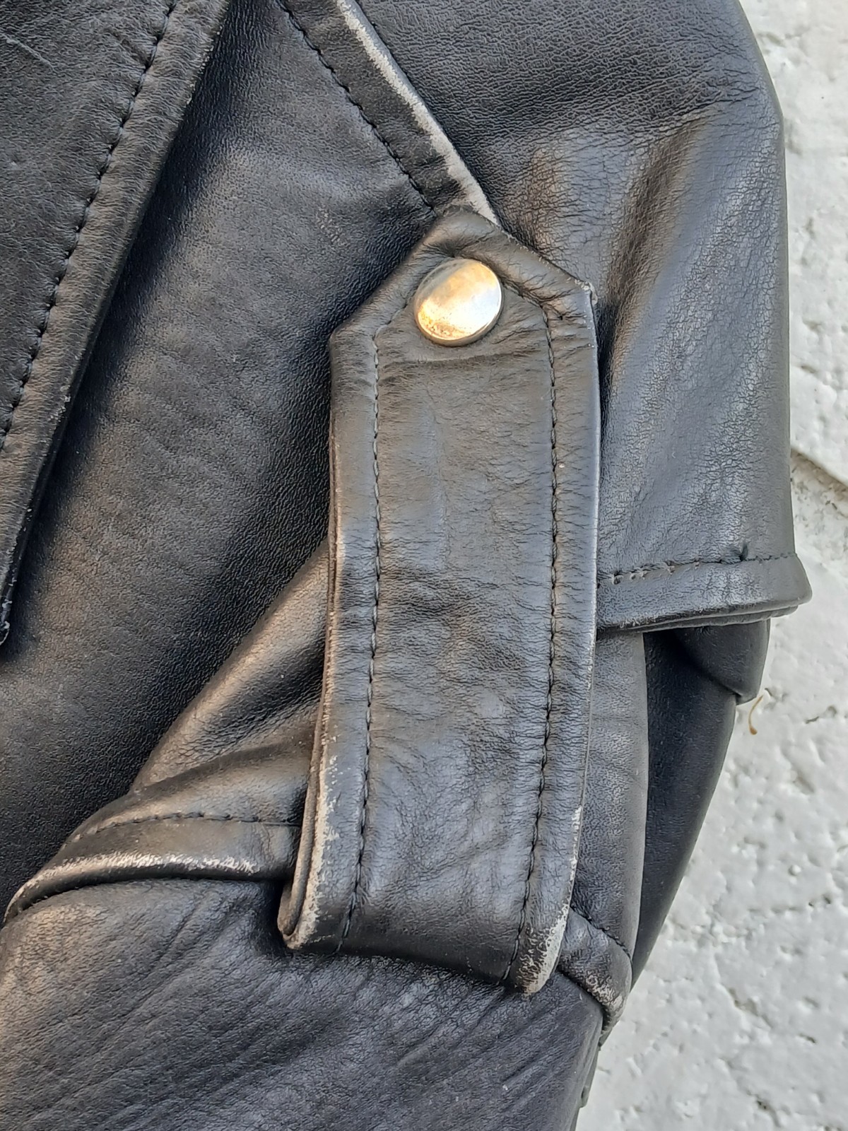 Vtg 1980s Black Leather Motorcycle Jacket* British Imports, Hollywood, Ca*Rare!