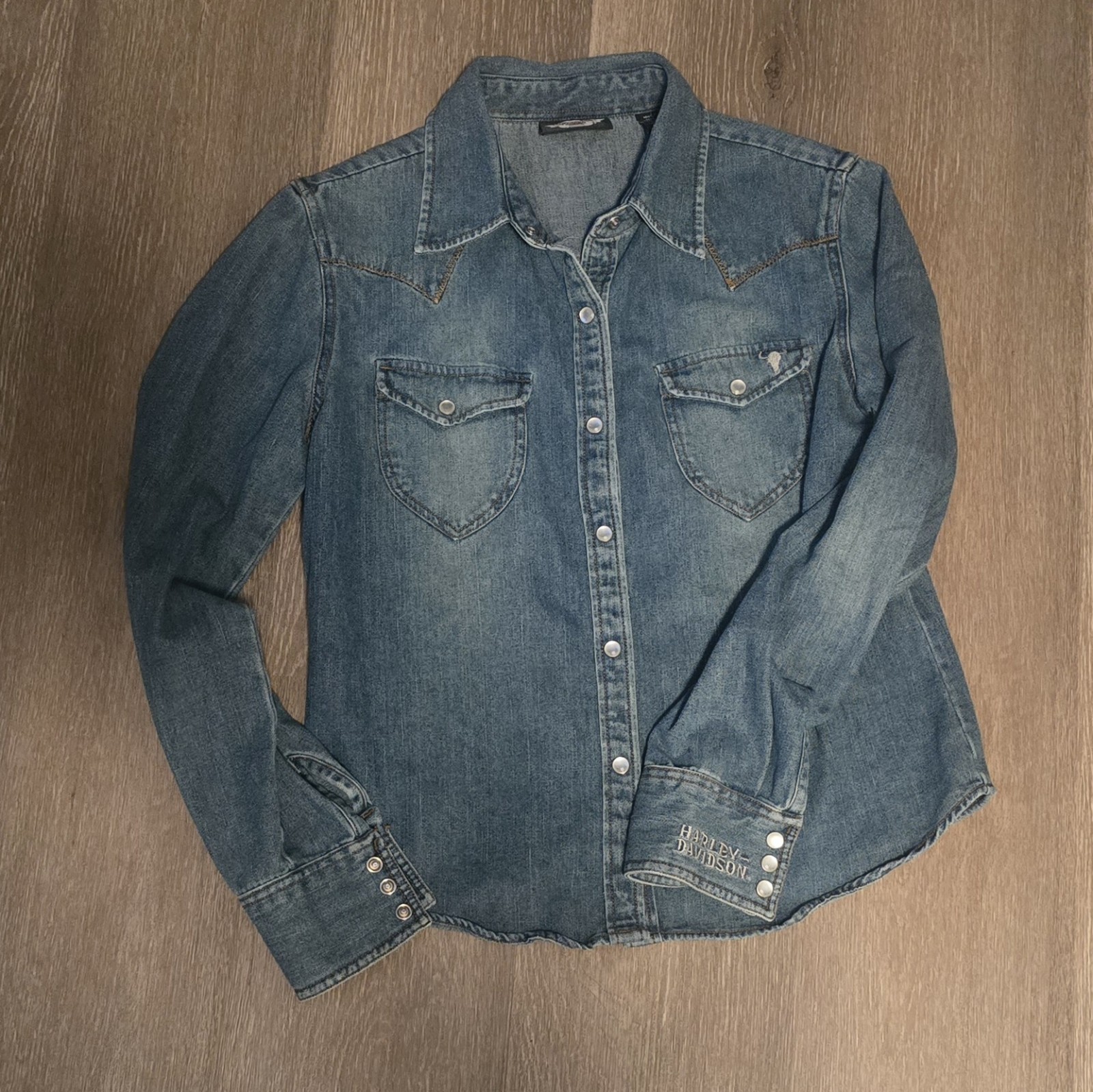 Harley Davidson Denim Snap Front Western Shirt Womens Medium Embroidered Logo