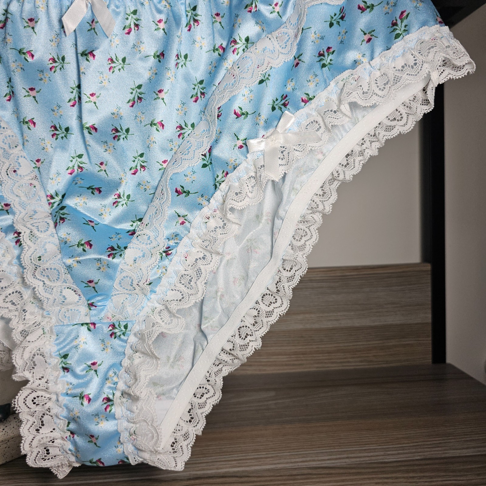 Glossy Floral Satin Panty Blue Bikini Sissy Nylon Lace Brief Sz 10-11 Hip 48-52″