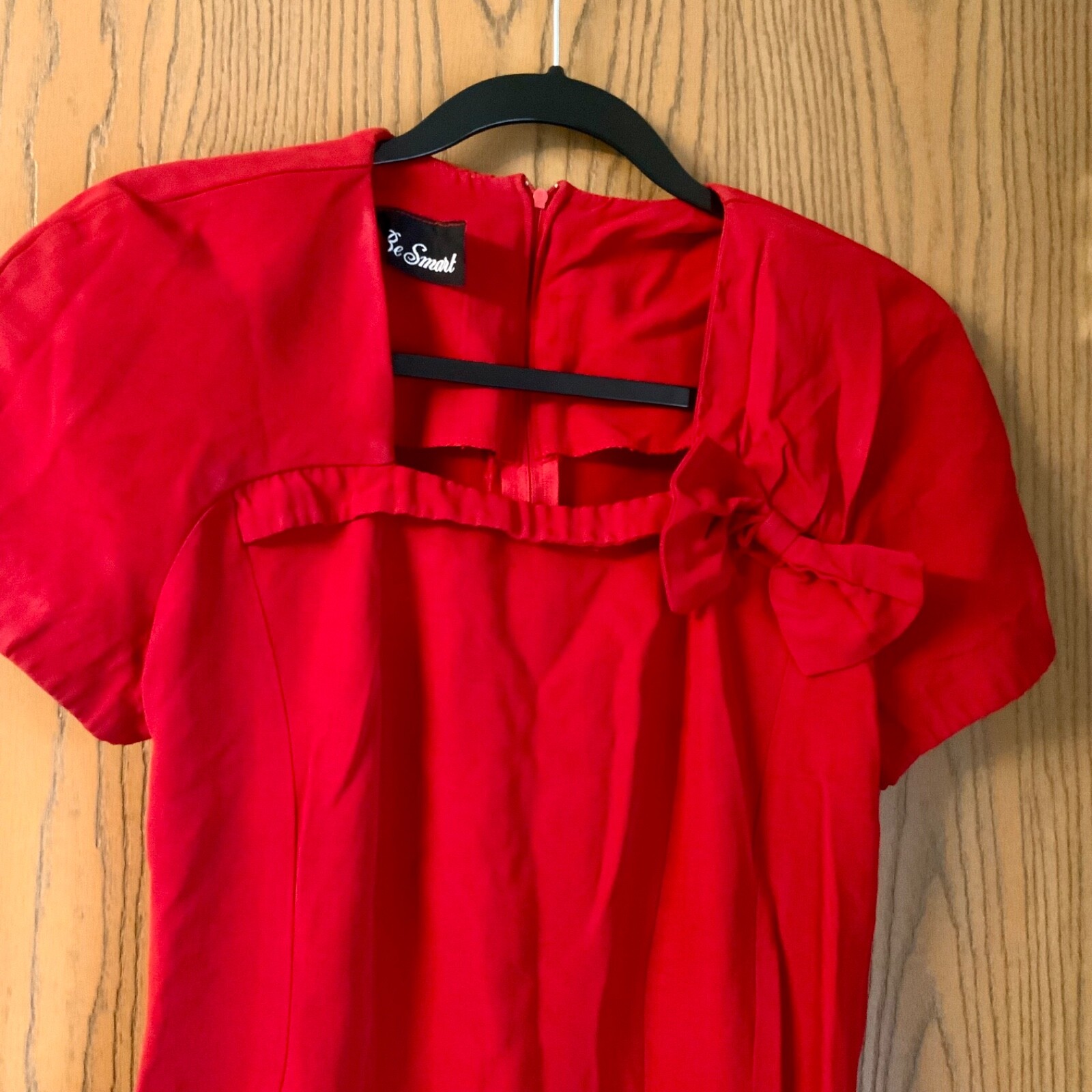 VINTAGE 90’S BE SMART SHORT RED PARTY DRESS BODICE BOW ACCENT REAR SLIT SIZE M