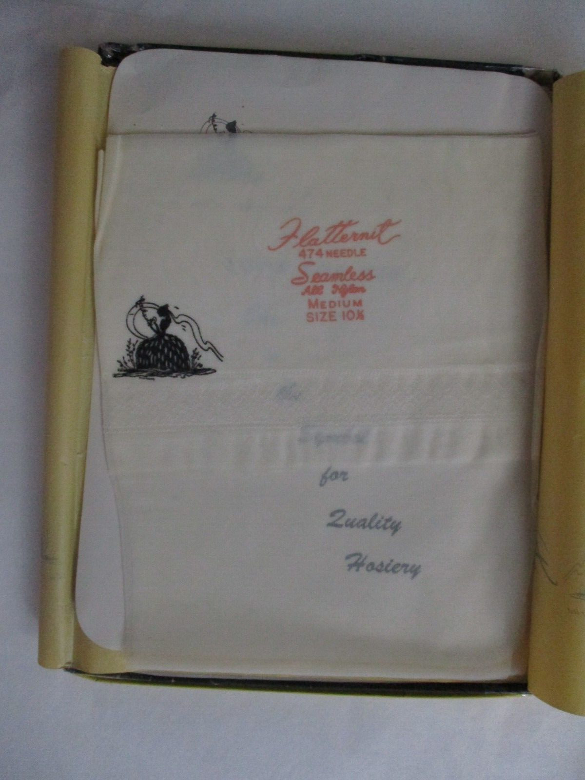 1PR VINTAGE FLATTERNIT RHT SHEER FLAT KNIT NYLON STOCKINGS SZ 10 1/2 LONG WHITE