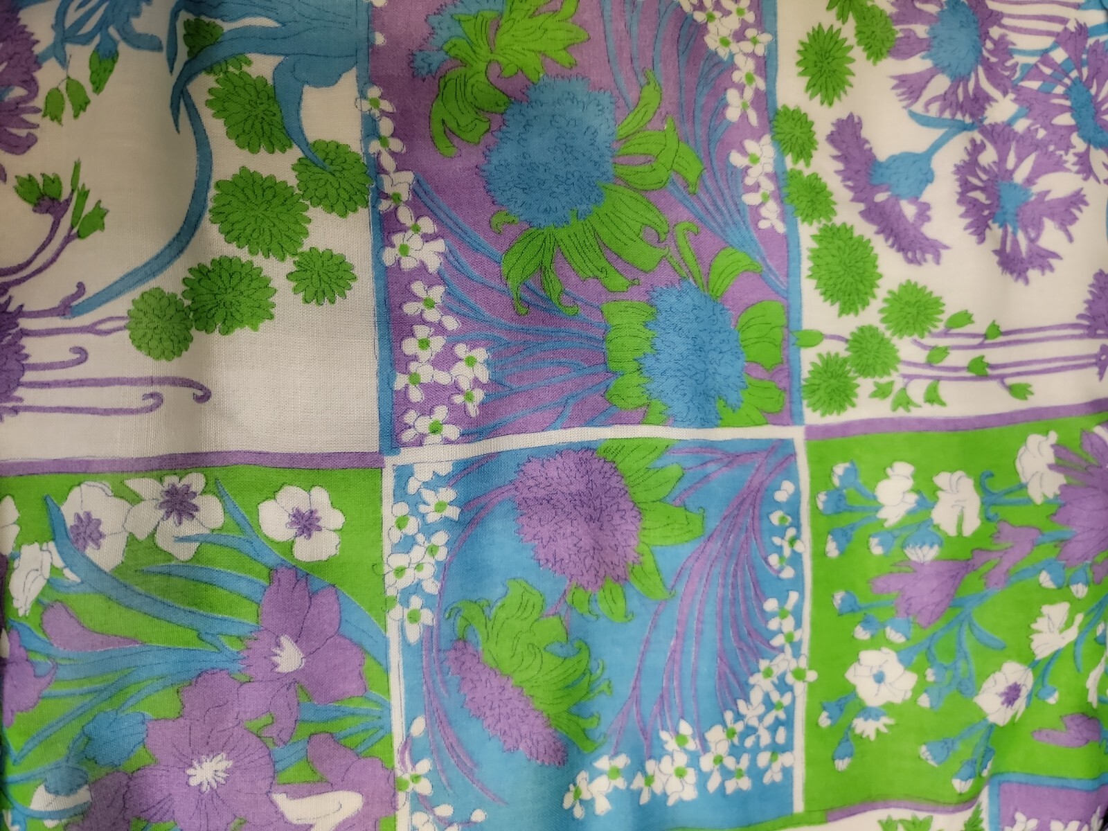 VTG ILGWU Psychedelic Green And Purple Floral Hippie Mod Gogo Retro Dress
