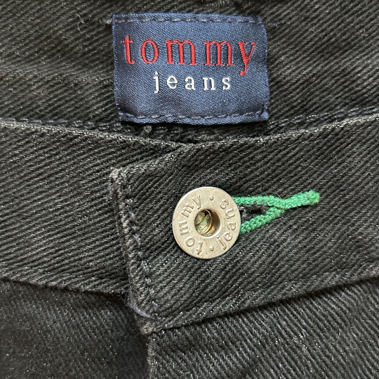 Vintage 90s Tommy Hilfiger Black Denim Straight Leg Flag Logo Mom Jeans Size 9