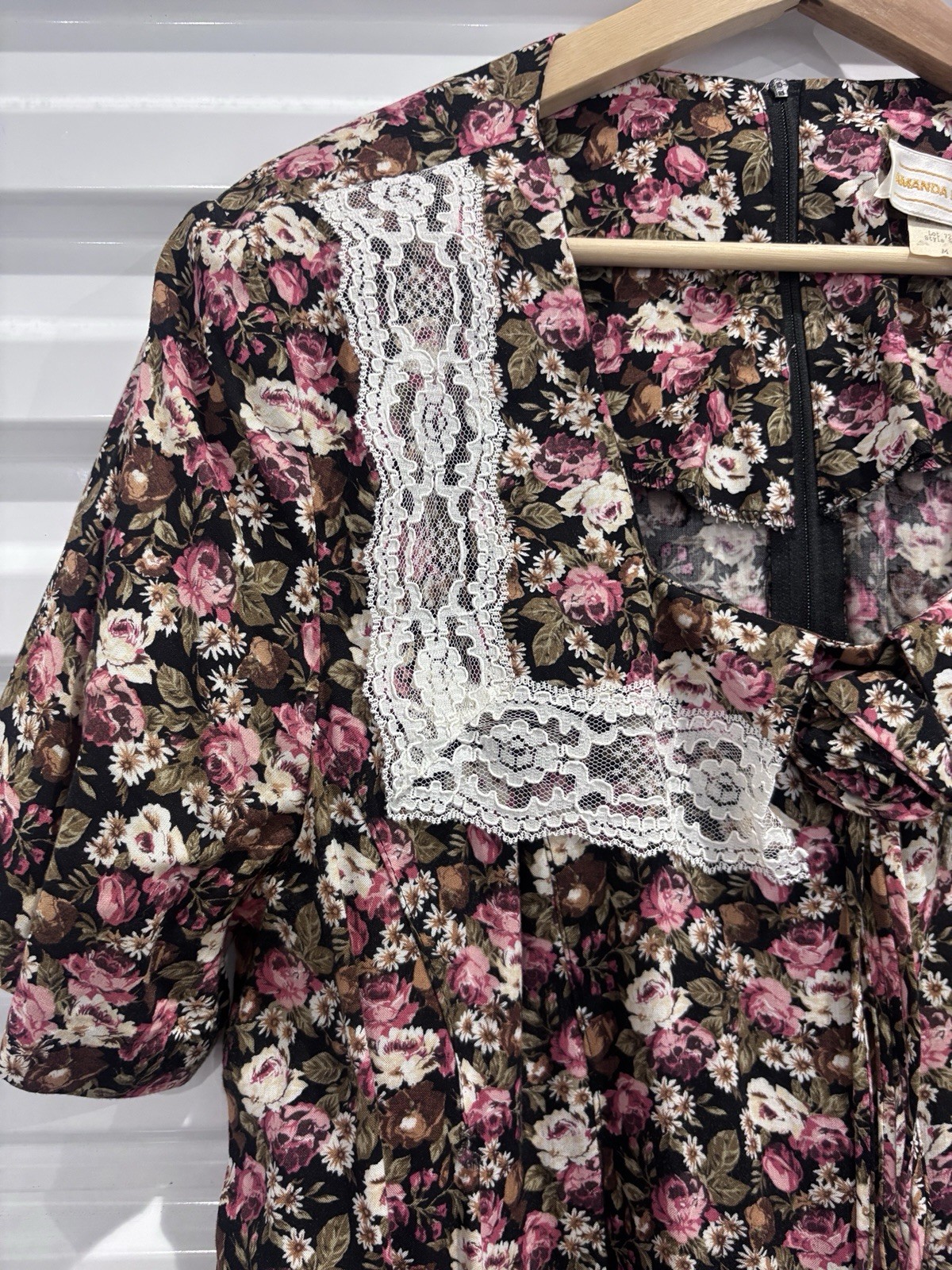 VTG 90s Amanda Nicole Floral Prairie Dress Lace Collar Size M Cottage Core Midi