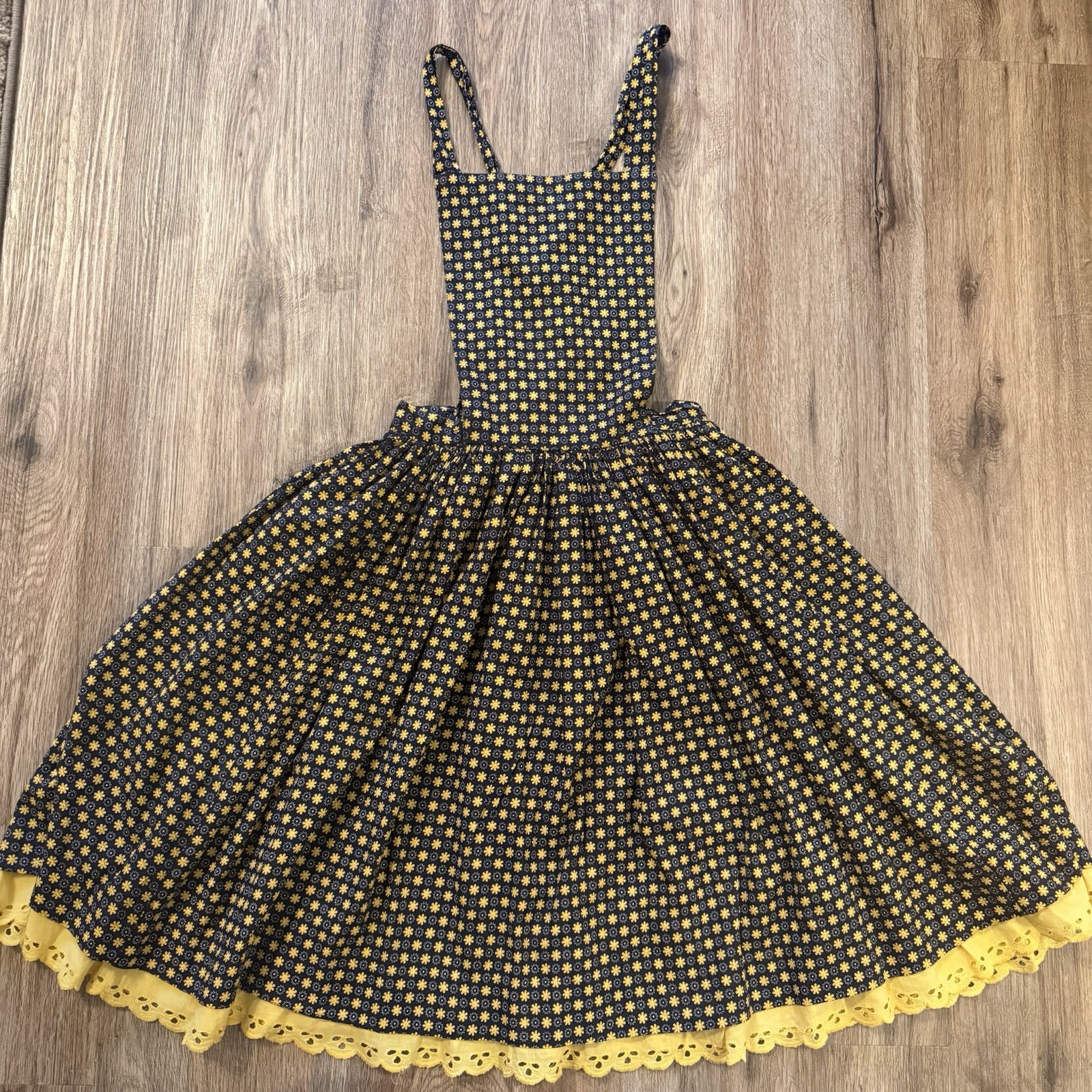 Vintage Lord and Taylor Apron Dress Black Yellow Retro 50s 40s Rockabilly Sz XS