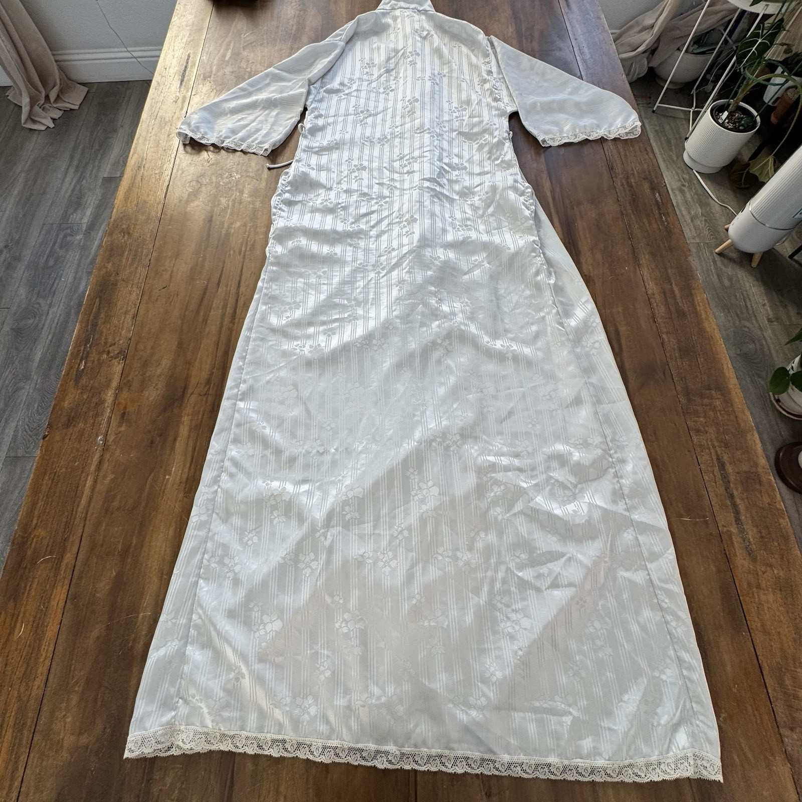 Vtg Christian Dior Night Robe Womens 34 Inch Light Gray Striped Lingerie Lounge