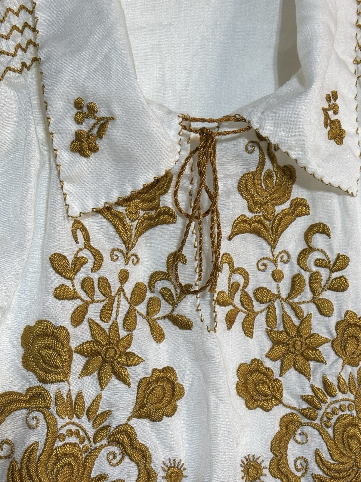 Women’s Peasant Blouse Med Hungarian Folklore Folk Art Gold 70s Vintage RARE